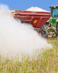 Aplicação de Calcário